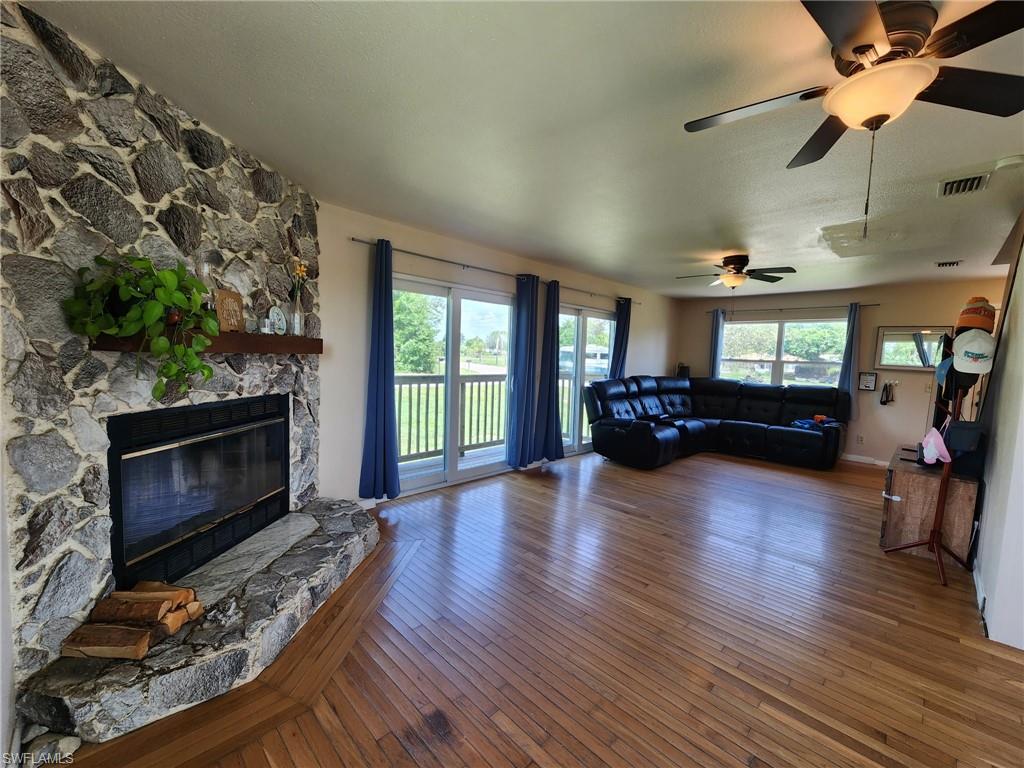 373 Hile Ln Property Photo 3