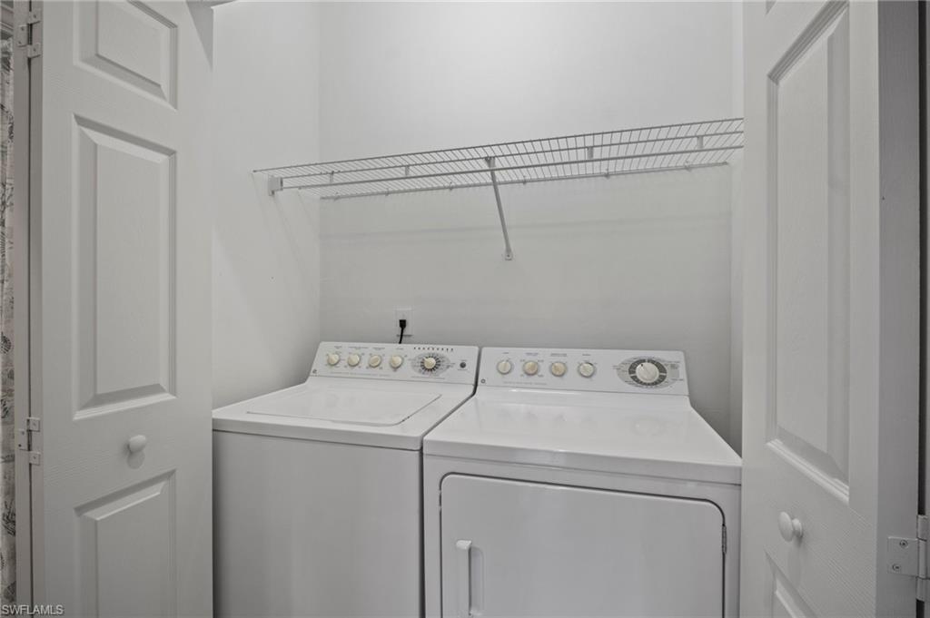 8253 Parkstone Pl # 106 Property Photo 32