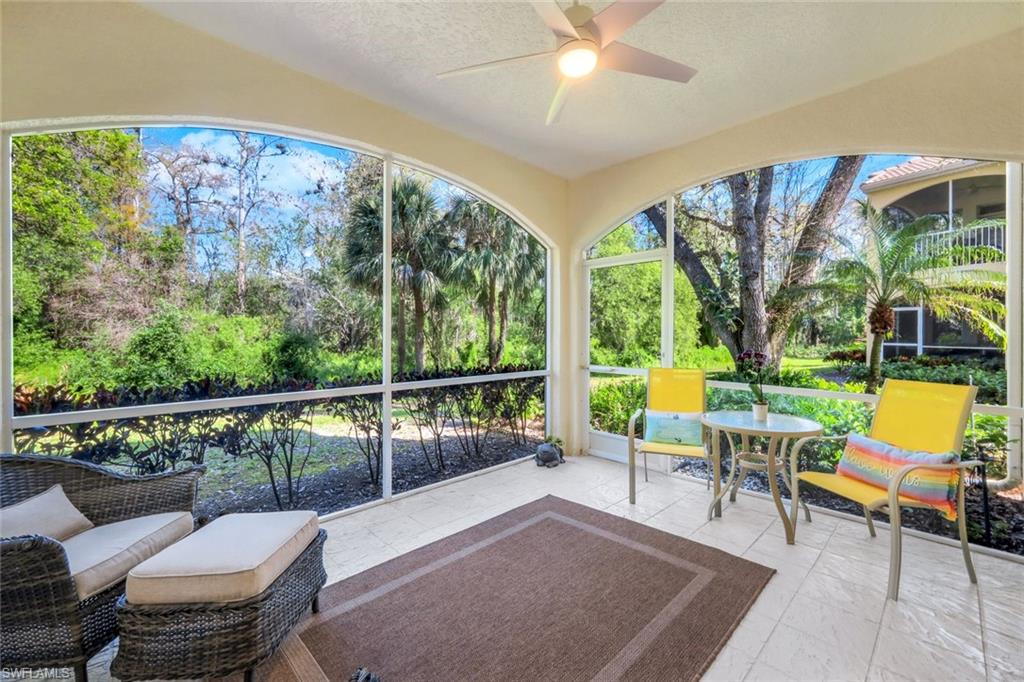 77 Silver Oaks Cir # 104 Property Photo