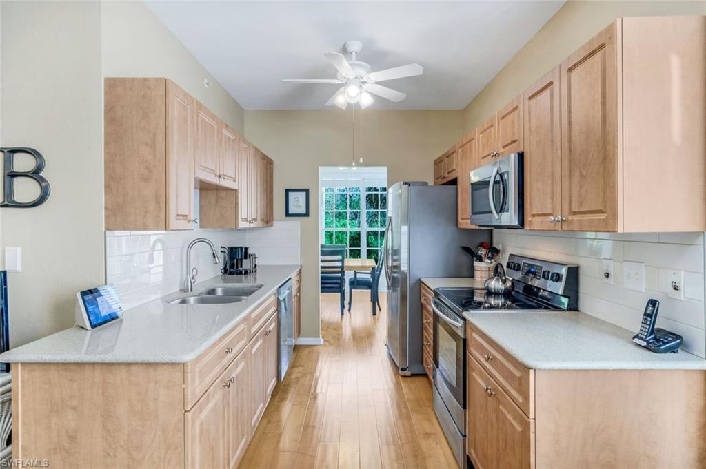 77 Silver Oaks Cir # 104 Property Photo 12