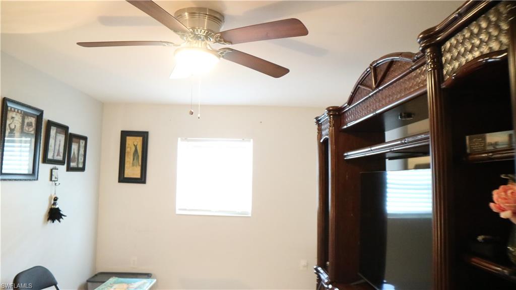 2201 Coronet St Property Photo 5