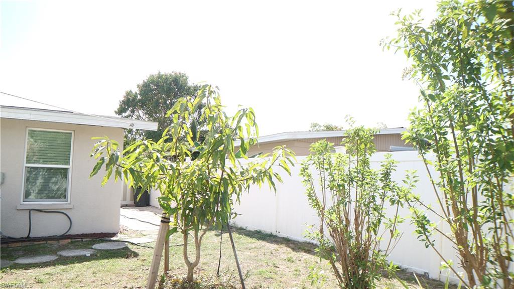 2201 Coronet St Property Photo 34