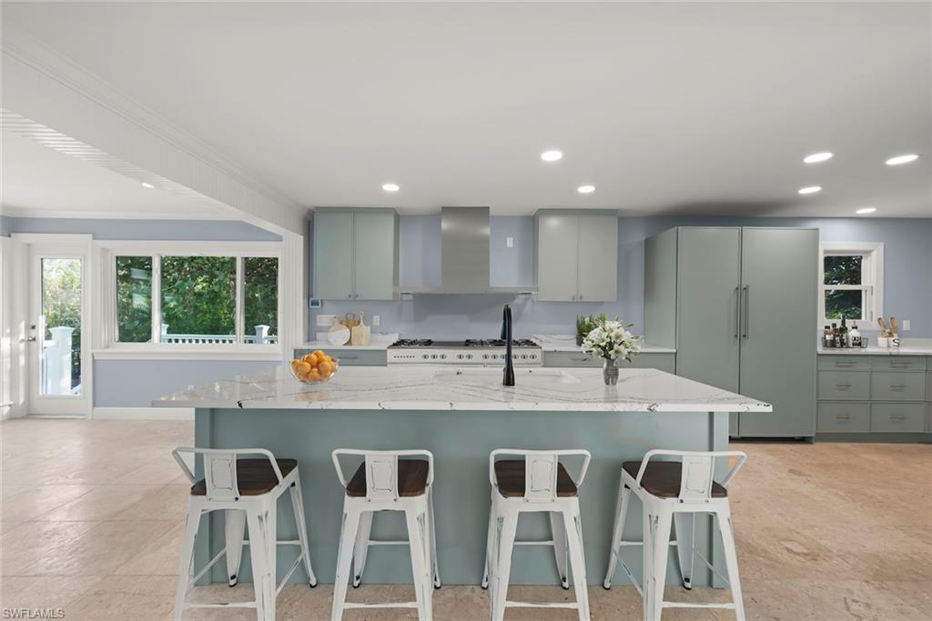 16813 Captiva Dr Property Photo 12