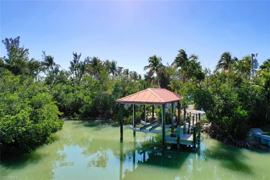 16813 Captiva Dr Property Photo 37