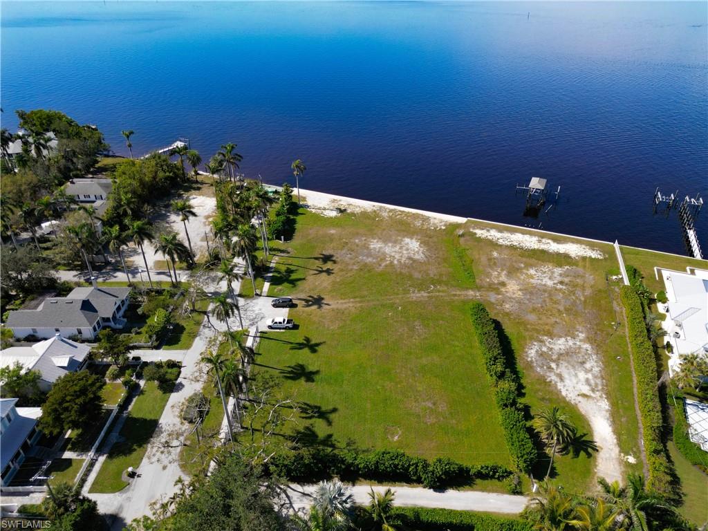 1301 Poinciana Ave Property Photo 5