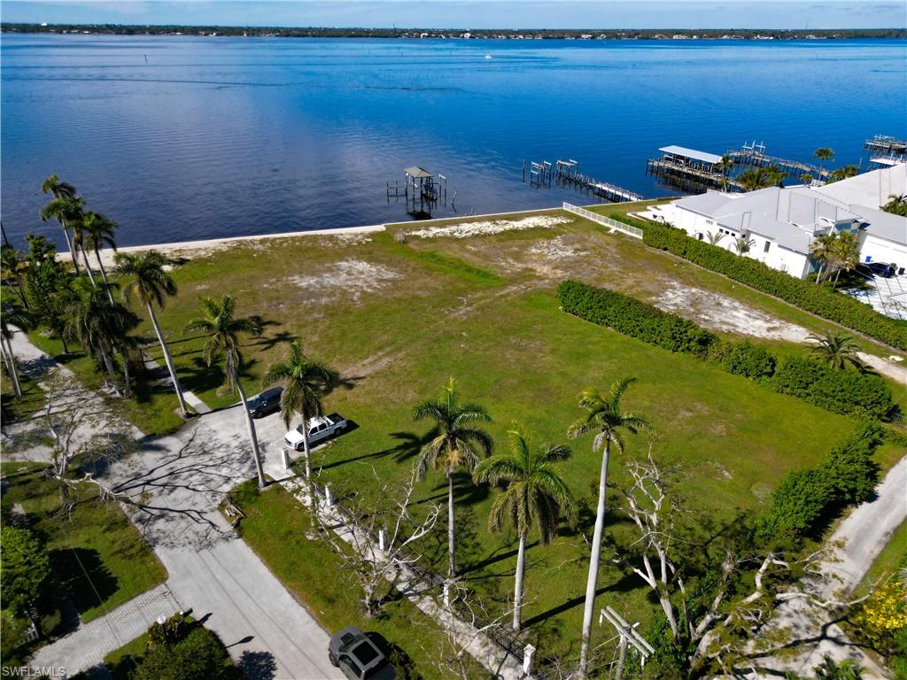 1301 Poinciana Ave Property Photo 11