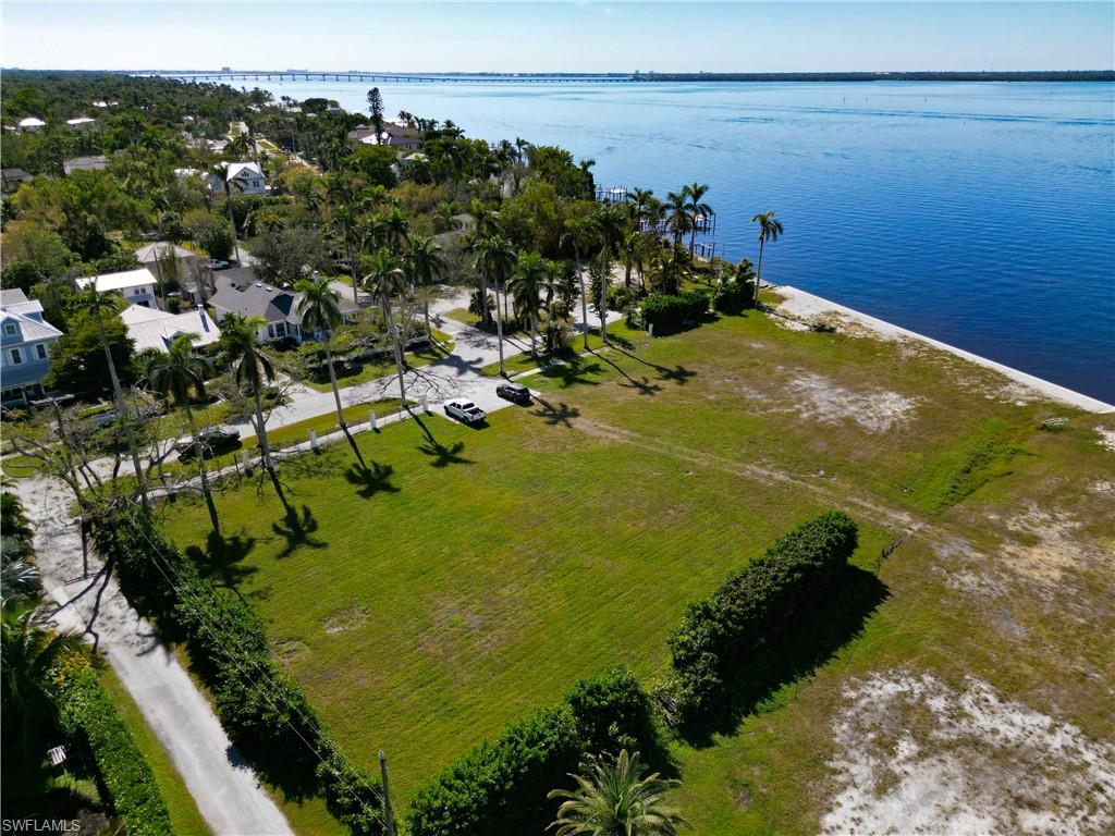 1301 Poinciana Ave Property Photo 12
