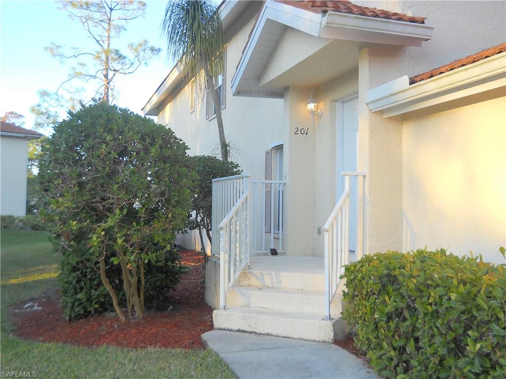 230 Robin Hood Cir # 201 Property Photo