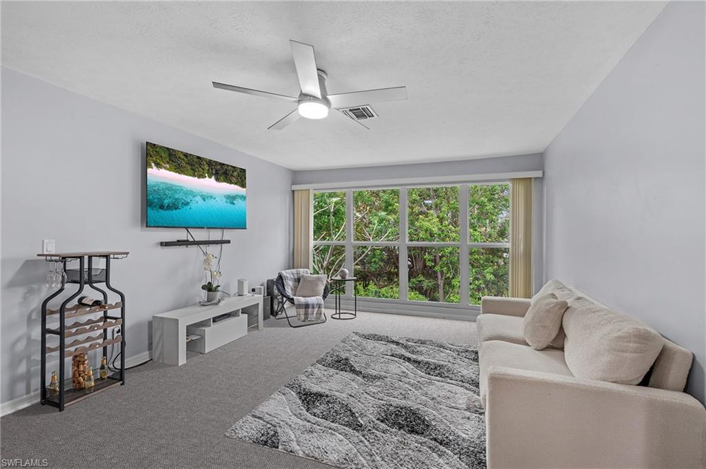 159 Bristol Ln # B Property Photo