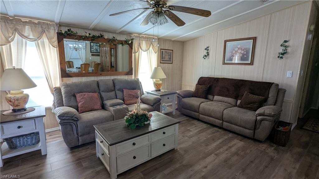 5418 Countrydale Ct Property Photo 5