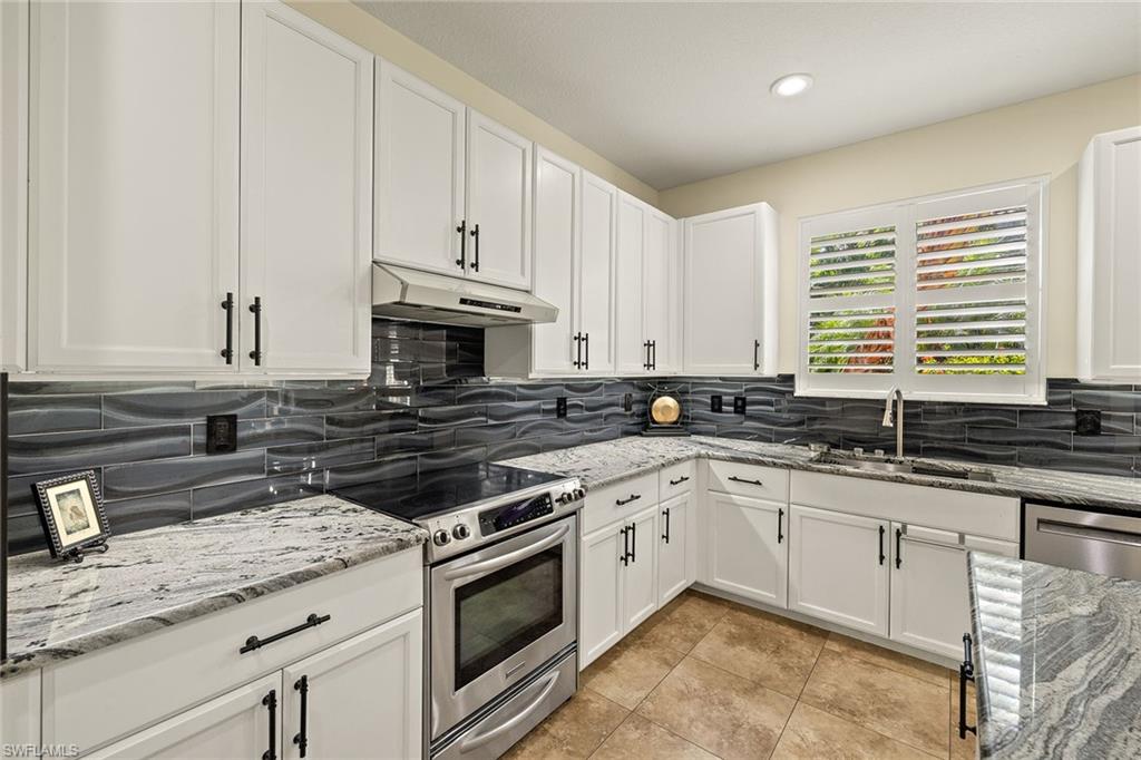8840 Paseo De Valencia St Property Photo 16