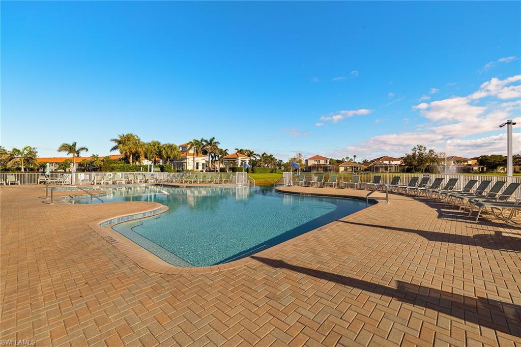 8840 Paseo De Valencia St Property Photo 44