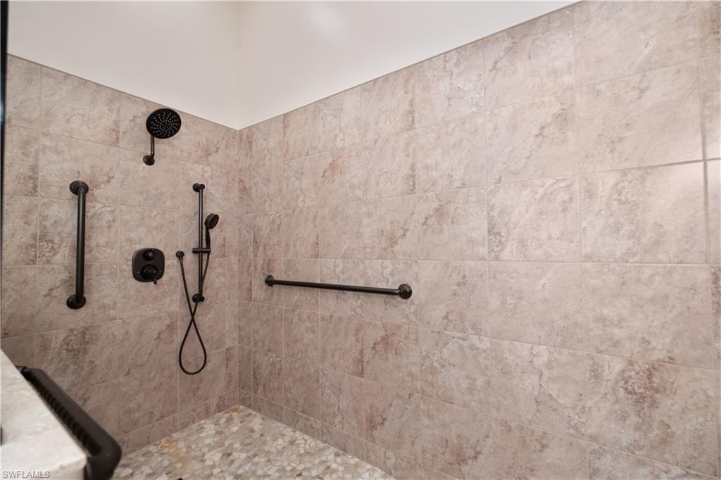 11622 Quail Village Way Property Photo 13