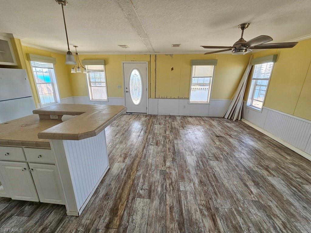3763 Dewberry Ln Property Photo 9