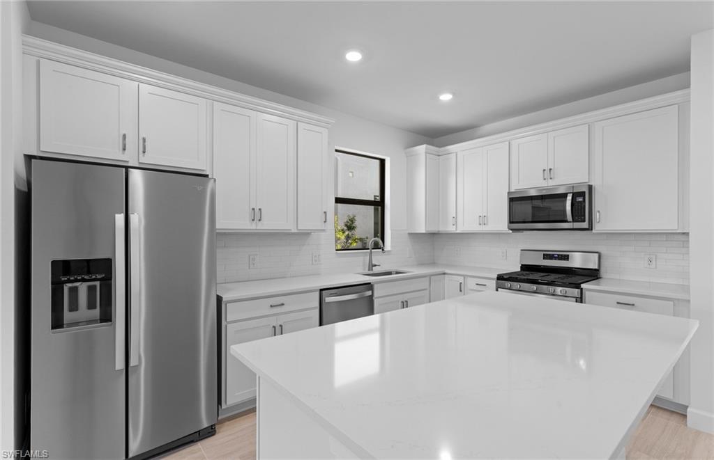 1887 Sierra Ave Property Photo 12