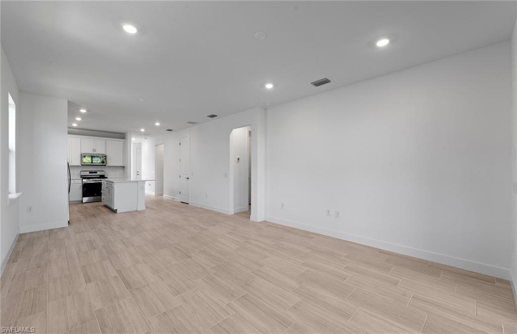 1887 Sierra Ave Property Photo 14