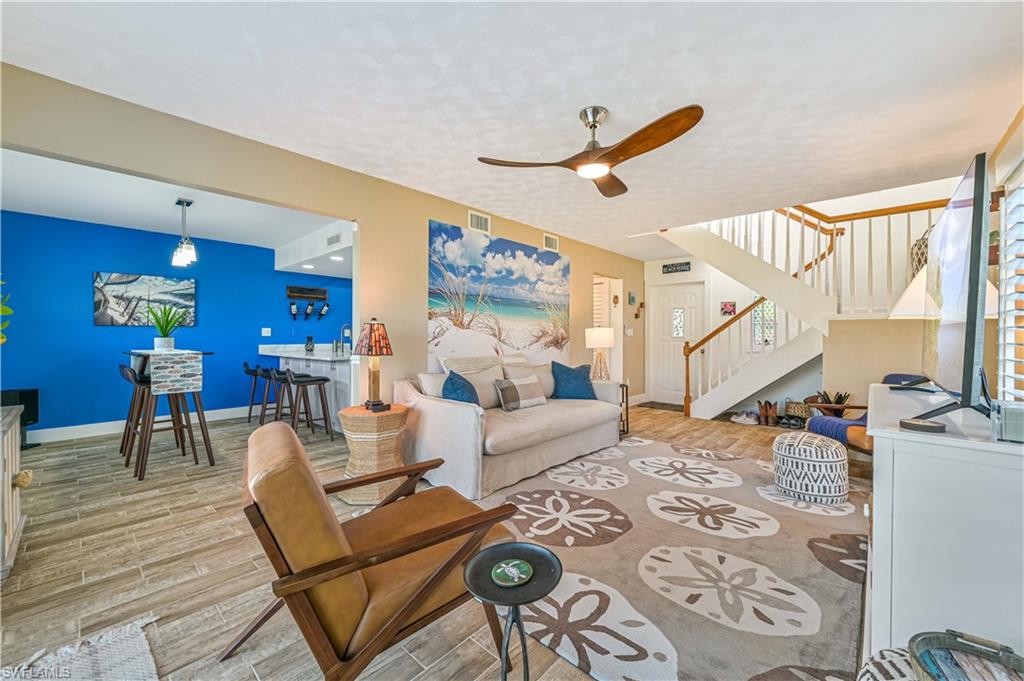 4267 Island Cir # C Property Photo