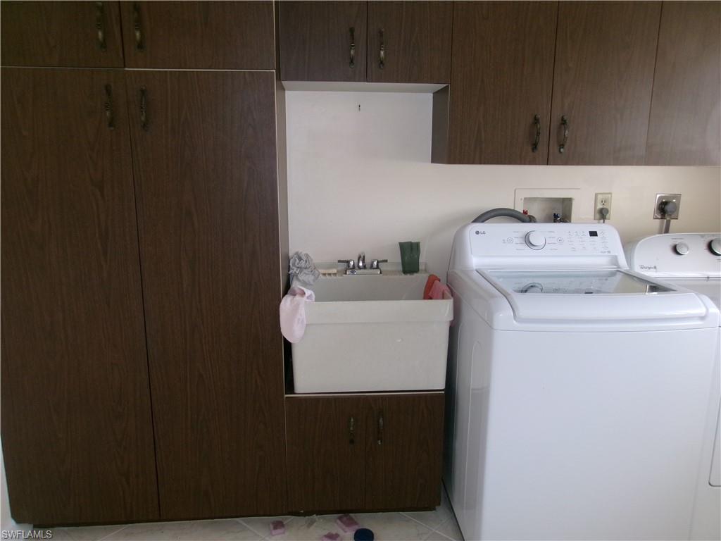 5447 Capbern Ct Property Photo 8