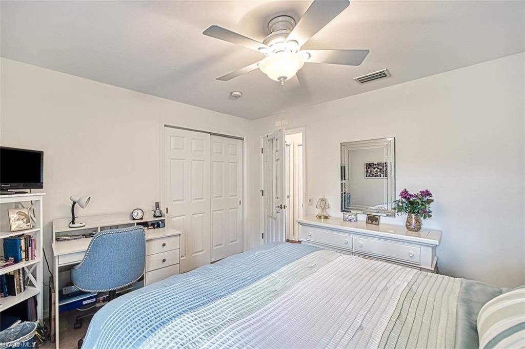 10032 Majestic Ave Property Photo 34