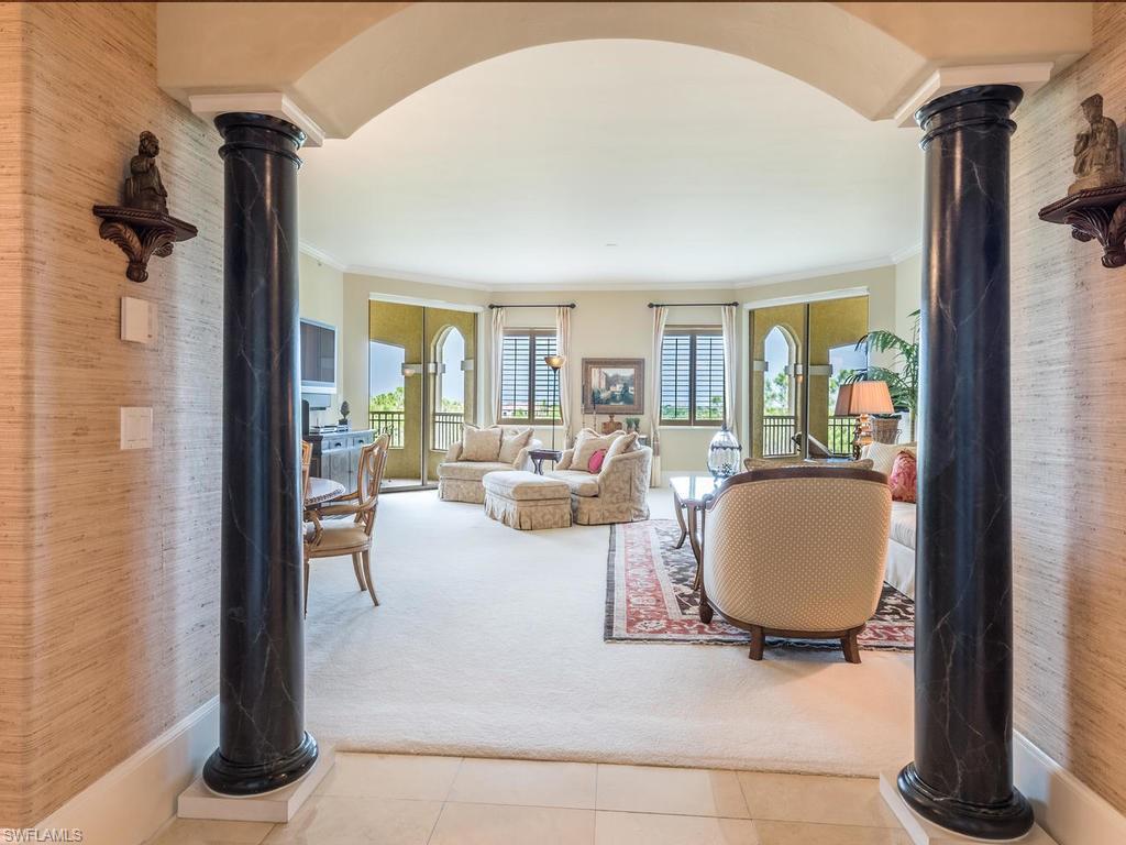 2728 Tiburon Blvd E # 503 Property Photo 9