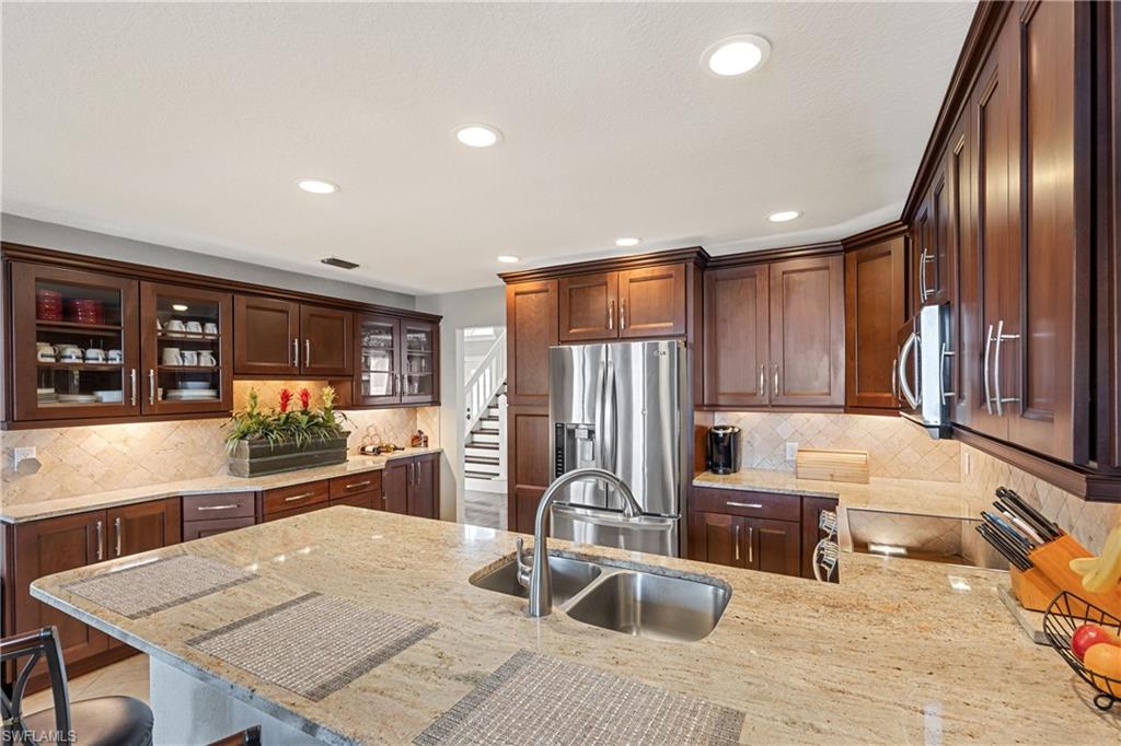 1300 Silverstrand Dr Property Photo