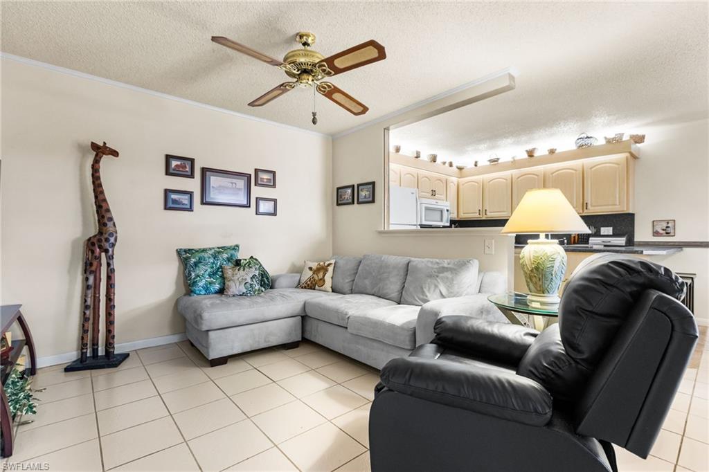 4029 Sandlewood Ln # 2 Property Photo 9