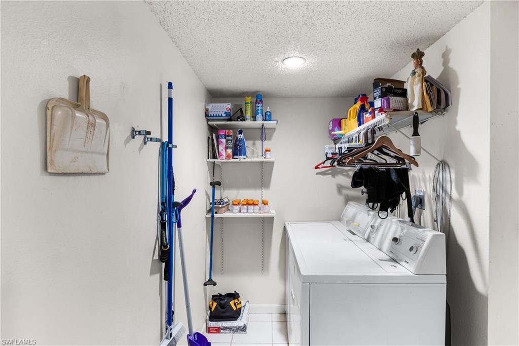 4029 Sandlewood Ln # 2 Property Photo 12
