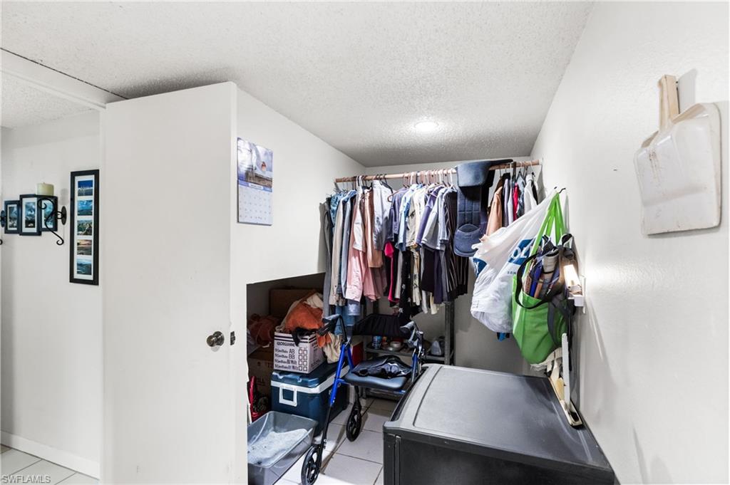 4029 Sandlewood Ln # 2 Property Photo 13