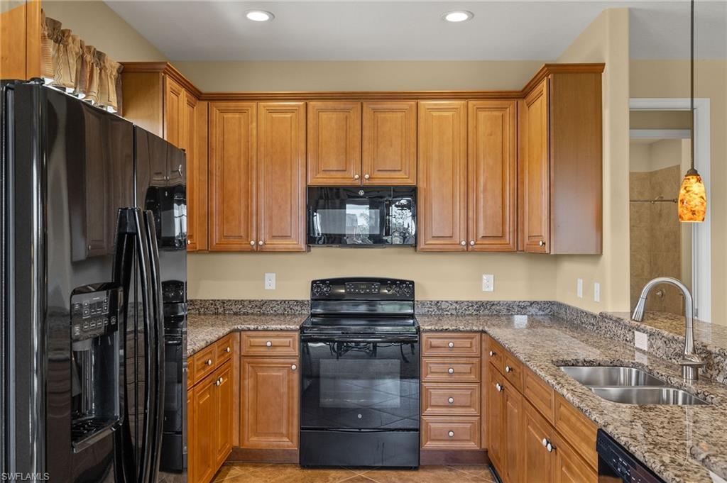 11875 Izarra Way # 8708 Property Photo 9