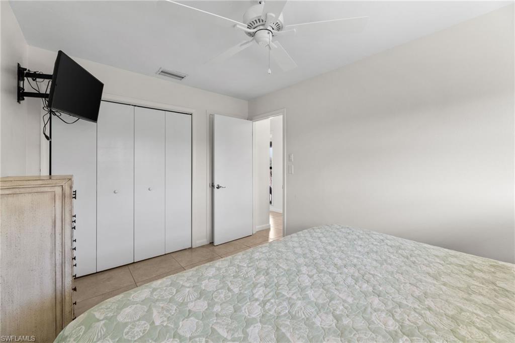 1811 Olde Middle Gulf Dr 10 Property Photo 16