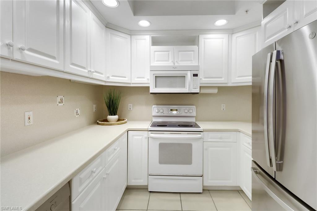1001 Arbor Lake Dr # 1507 Property Photo 12
