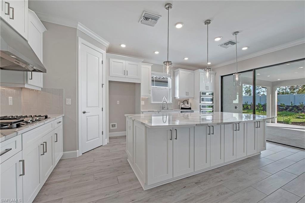 17471 Caravita Lane Ln Property Photo 3