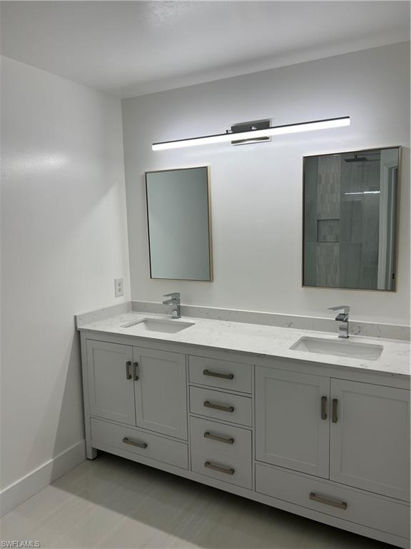 827 Hampton Cir # 146 Property Photo 8