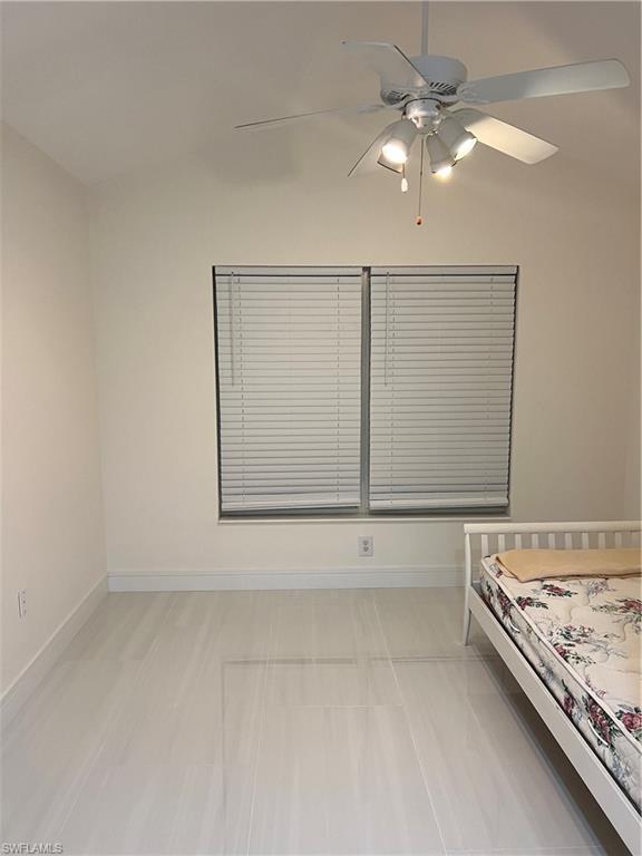 827 Hampton Cir # 146 Property Photo 11