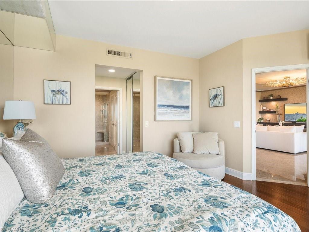 430 Cove Tower Dr # 1203 Property Photo 19