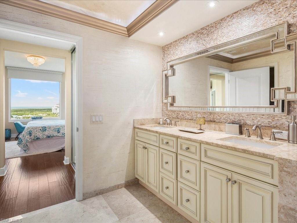 430 Cove Tower Dr # 1203 Property Photo 21