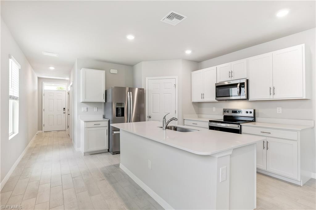 16764 Elkhorn Coral Dr Property Photo 7