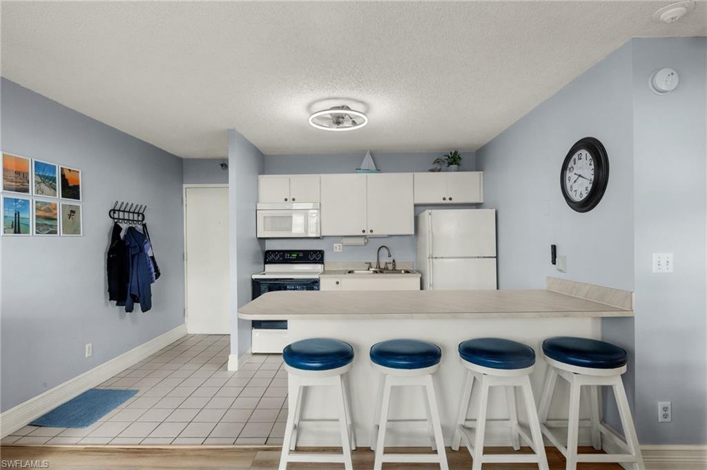 7330 Estero Blvd # 401 Property Photo 6