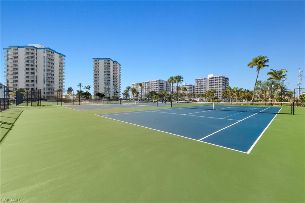 7330 Estero Blvd # 401 Property Photo 28
