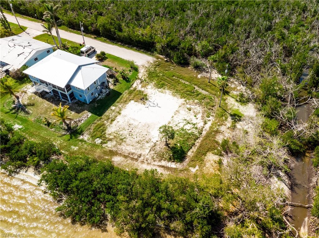 5966 Cove St Property Photo 16