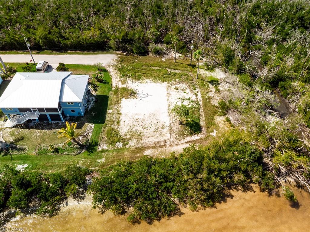 5966 Cove St Property Photo 17