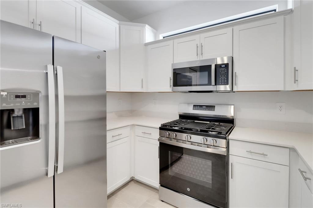 19509 Hinkley Dr Property Photo 8