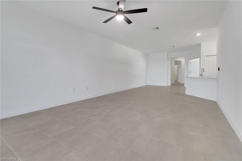 19509 Hinkley Dr Property Photo 10