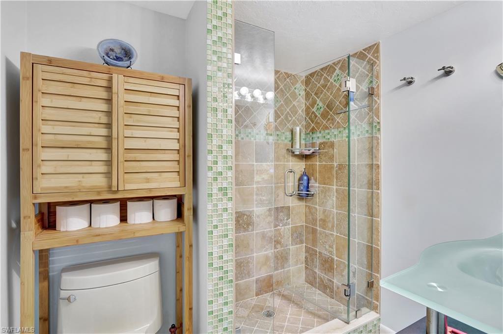 9395 Pennsylvania Ave # 2 Property Photo 22