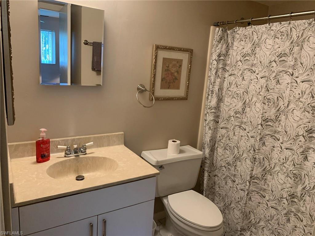 1004 Manatee Rd # H204 Property Photo 19