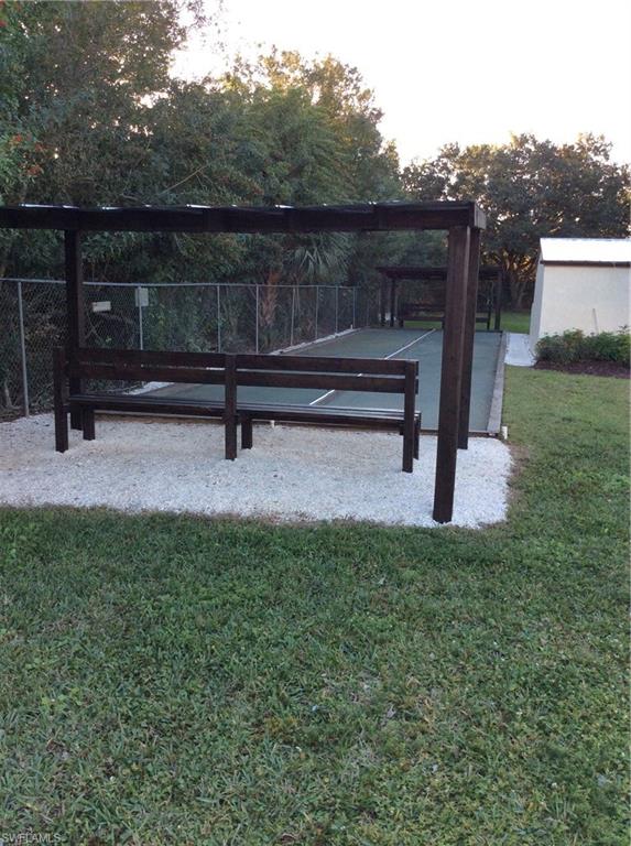 1004 Manatee Rd # H204 Property Photo 27