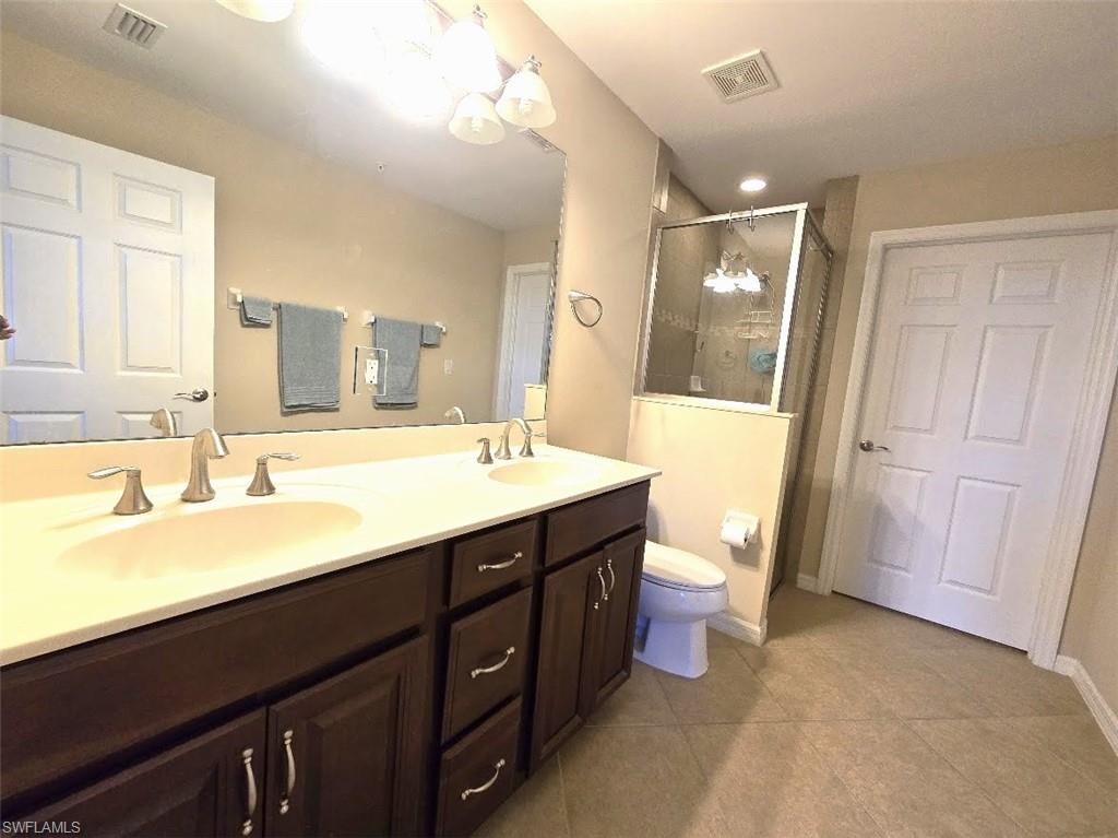 8541 Oakshade Cir # 101 Property Photo 14