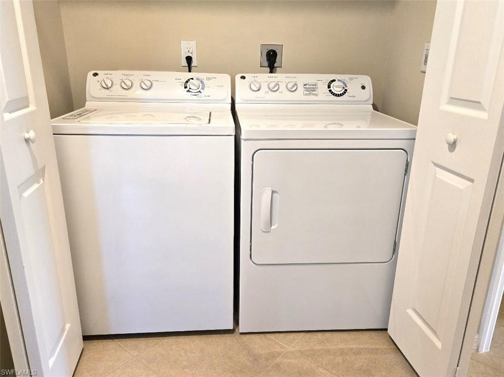 8541 Oakshade Cir # 101 Property Photo 21