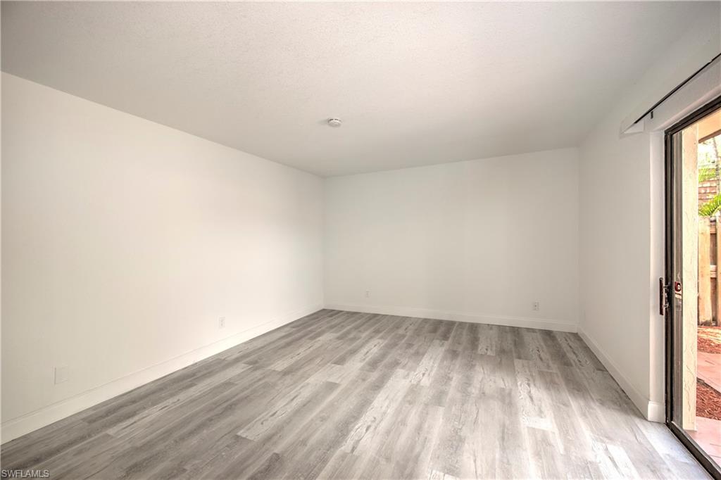 1442 Park Shore Cir # 4 Property Photo 7