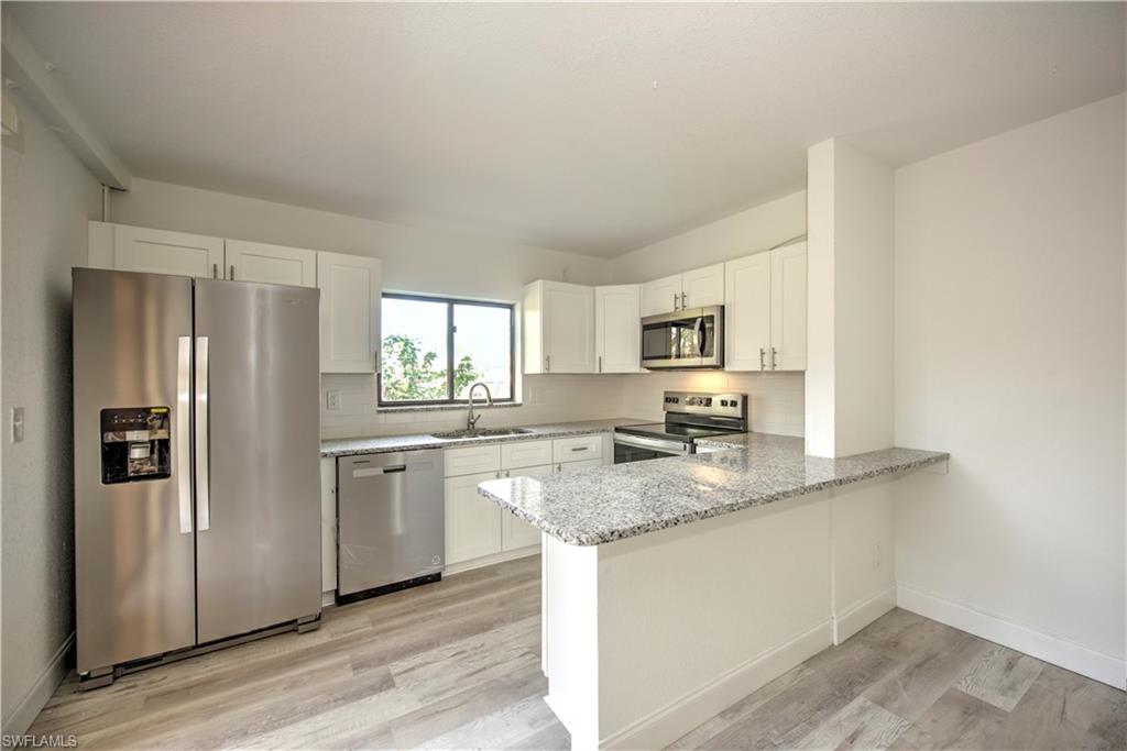 1442 Park Shore Cir # 4 Property Photo 11